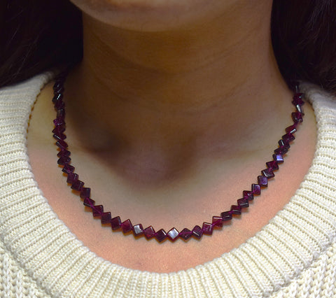 Square ~ Garnet Beads Necklace Square ~ Garnet Beads Necklace