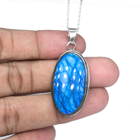 Dragon's heart Labradorite Pure Silver Necklace  AAA Grade