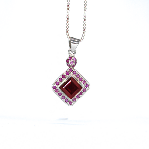 The Garnet & Rubies Necklace Sterling silver