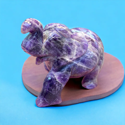 Elephant in Amethyst 316 grams