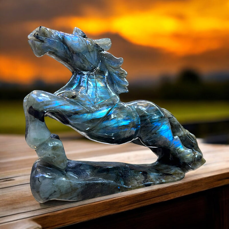 Horse ~ Flashy Labradorite