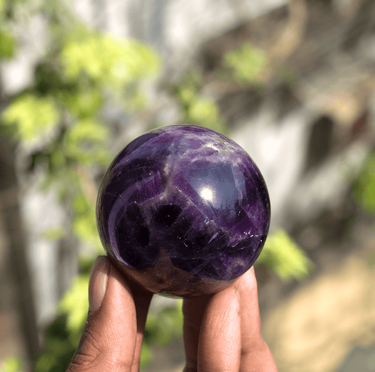 Amethyst Sphere 1098
